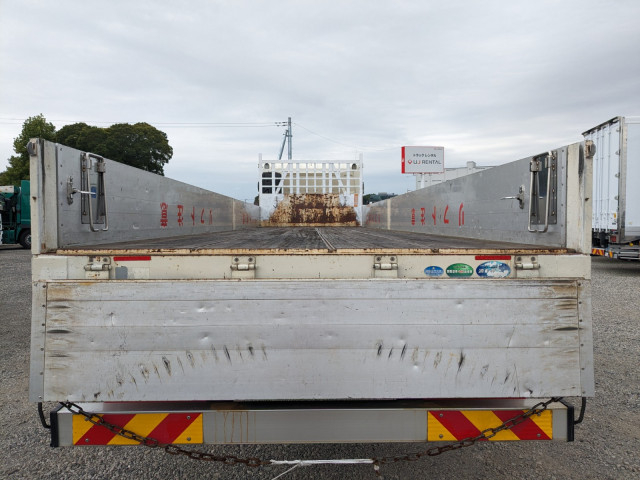 UDトラックス（日産） クオン 大型 平ボディ QPG-CD5ZA(95688) 9枚目