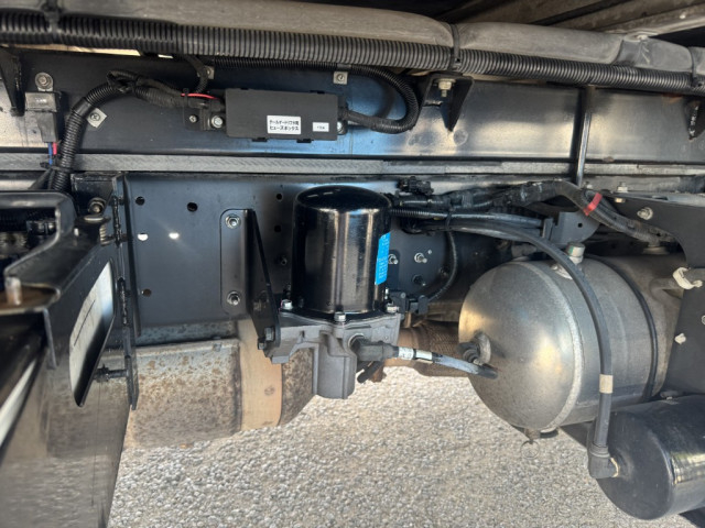 日野 レンジャー 中型 冷凍冷蔵バン TKG-FD7JLAA(95687) 27枚目