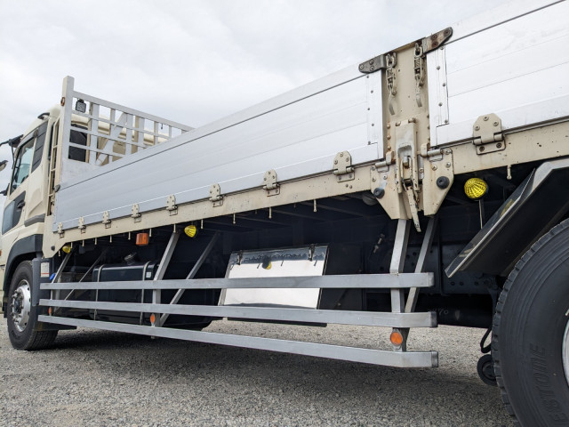 UDトラックス（日産） クオン 大型 平ボディ QPG-CD5ZA(95688) 25枚目