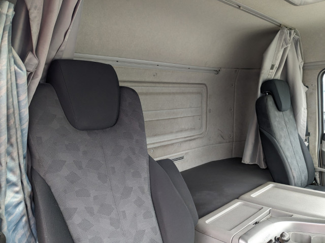 UDトラックス（日産） クオン 大型 平ボディ QPG-CD5ZA(95688) 36枚目