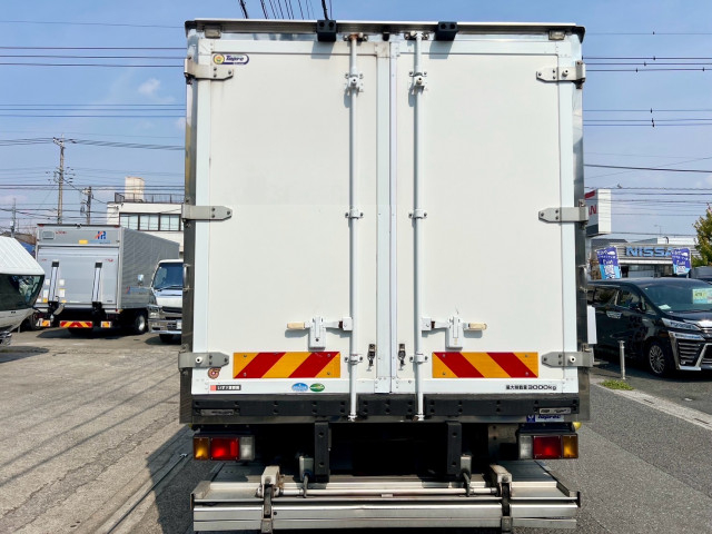いすゞ エルフ 小型 冷凍冷蔵バン TPG-NPR85AN(95690) 4枚目