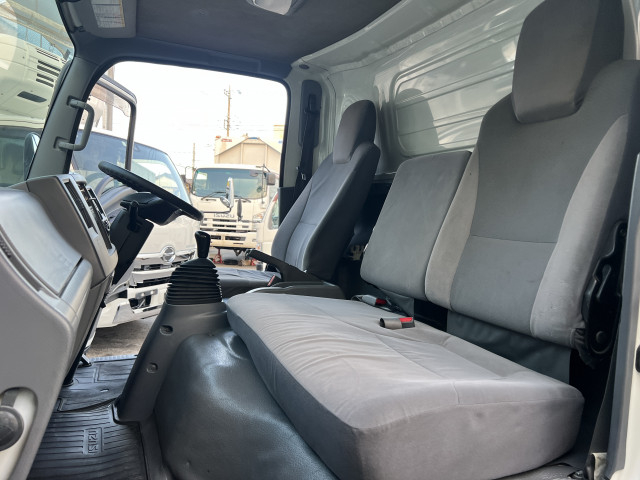 いすゞ エルフ 小型 冷凍冷蔵バン TPG-NPR85AN(95690) 11枚目