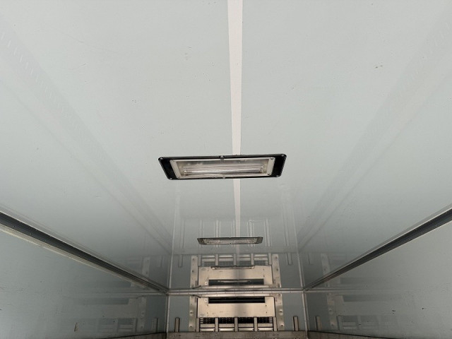 日野 レンジャー 中型 冷凍冷蔵バン TKG-FC9JJAA(95692) 9枚目