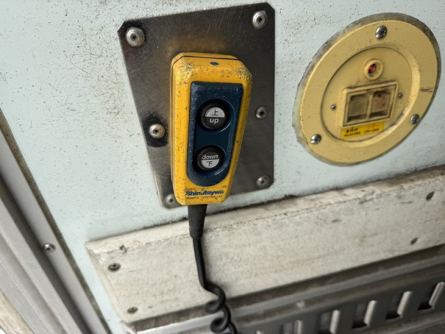 日野 レンジャー 中型 冷凍冷蔵バン TKG-FC9JJAA(95692) 12枚目