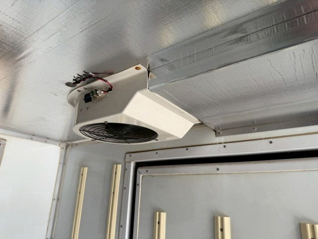 いすゞ エルフ 小型 冷凍冷蔵バン TPG-NPR85AN(95693) 10枚目