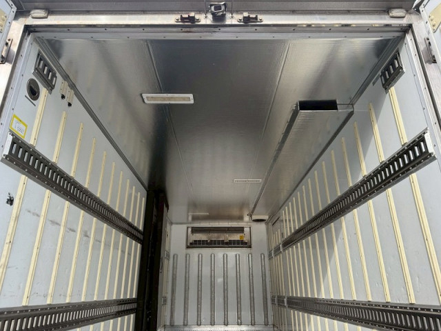 いすゞ エルフ 小型 冷凍冷蔵バン TPG-NPR85AN(95693) 15枚目