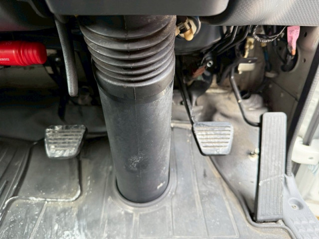 いすゞ エルフ 小型 冷凍冷蔵バン TPG-NPR85AN(95693) 28枚目