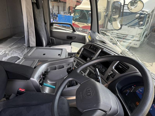 UDトラックス（日産） クオン 大型 トラクタ（シングル） QPG-GK5XAB(95699) 22枚目