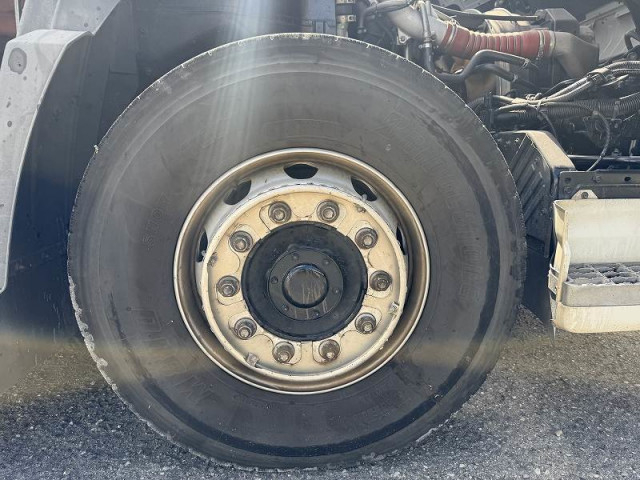 UDトラックス（日産） クオン 大型 トラクタ（シングル） QPG-GK5XAB(95699) 27枚目