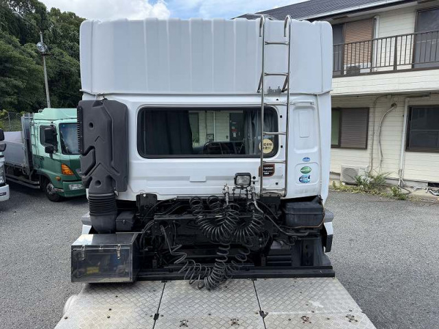 UDトラックス（日産） クオン 大型 トラクタ（シングル） QPG-GK5XAB(95699) 31枚目