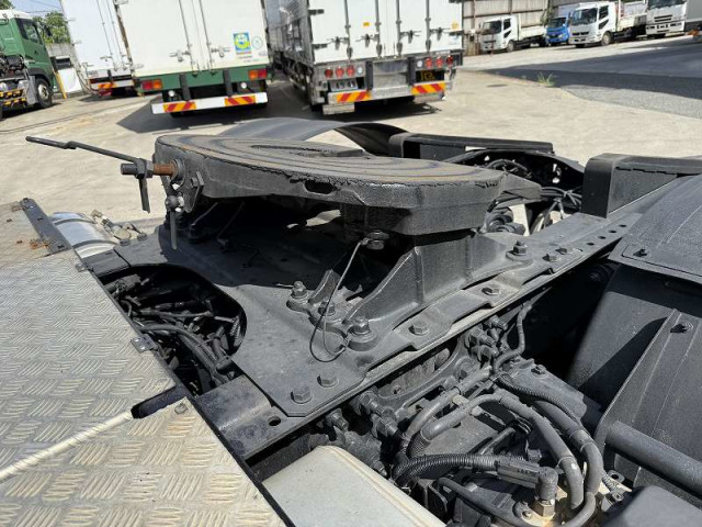 UDトラックス（日産） クオン 大型 トラクタ（シングル） QPG-GK5XAB(95699) 48枚目