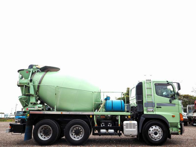 日野 プロフィア 大型 ミキサー車 QPG-FS1AKDA(95703) 6枚目