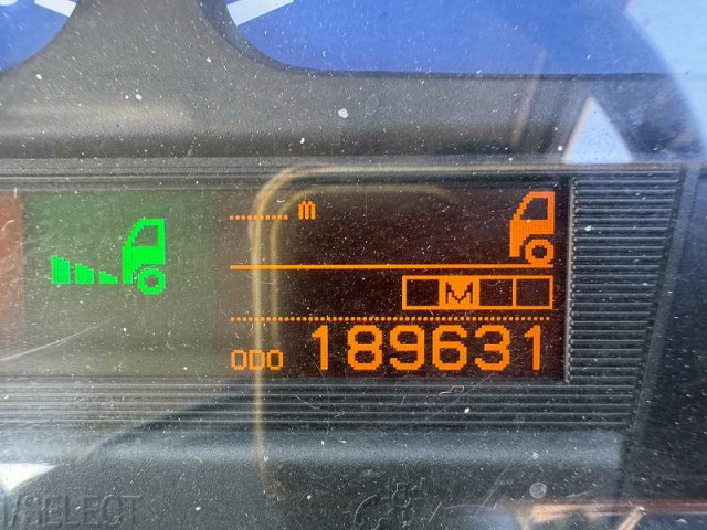 UDトラックス（日産） クオン 大型 トラクタ（シングル） QKG-GK6XAB(95706) 14枚目