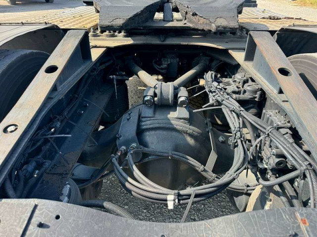 UDトラックス（日産） クオン 大型 トラクタ（シングル） QKG-GK6XAB(95706) 27枚目