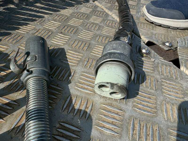 UDトラックス（日産） クオン 大型 トラクタ（シングル） QKG-GK6XAB(95706) 29枚目