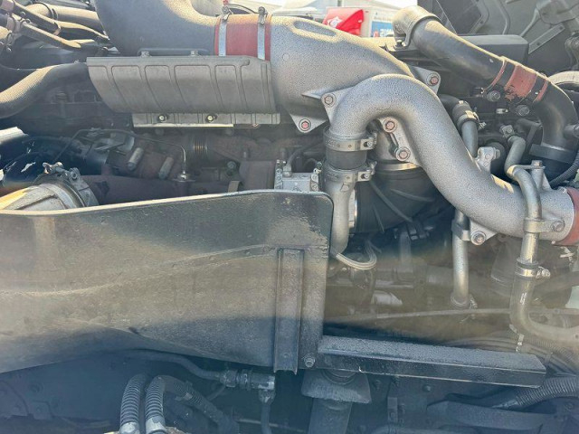 UDトラックス（日産） クオン 大型 トラクタ（シングル） QKG-GK6XAB(95706) 30枚目