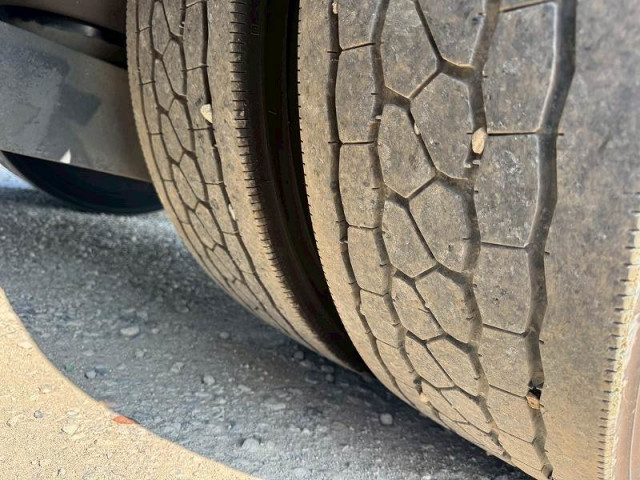 UDトラックス（日産） クオン 大型 トラクタ（シングル） QKG-GK6XAB(95706) 43枚目