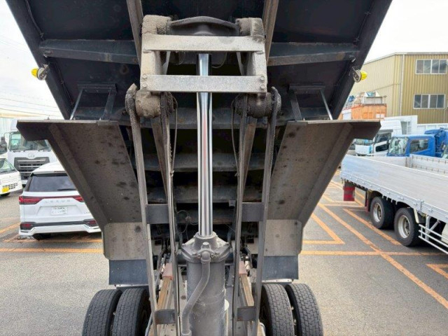 UDトラックス（日産） コンドル 増トン 土砂ダンプ QDG-PW39L(95712) 13枚目