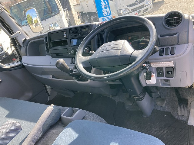 三菱ふそう キャンター 小型 冷凍冷蔵バン TKG-FBA50(95718) 35枚目