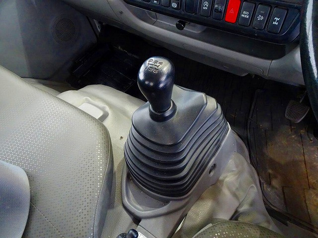 日野 デュトロ 小型 クレーン付き TKG-XZU695M(95722) 17枚目