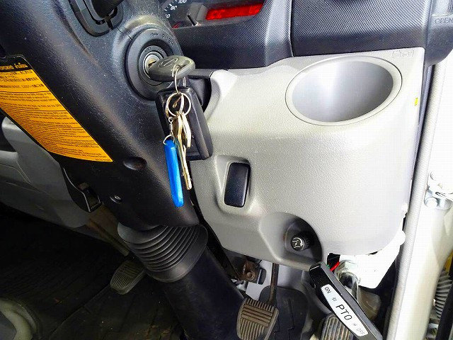 日野 デュトロ 小型 クレーン付き TKG-XZU695M(95722) 19枚目