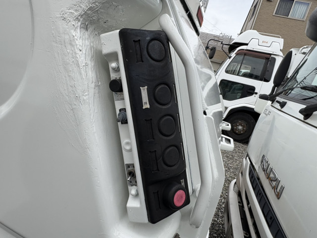 いすゞ エルフ 小型 塵芥車（プレス式） TKG-NPR85YN(95728) 15枚目