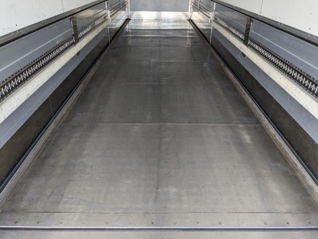 日野 プロフィア 大型 アルミウィング QPG-FS1EWEG(95732) 16枚目