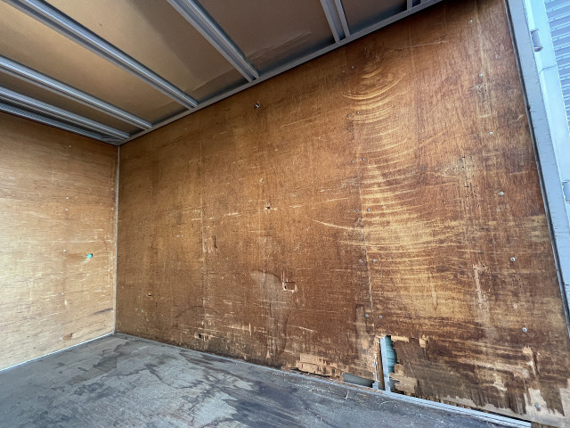 いすゞ エルフ 小型 アルミバン TKG-NJR85AN(95733) 24枚目