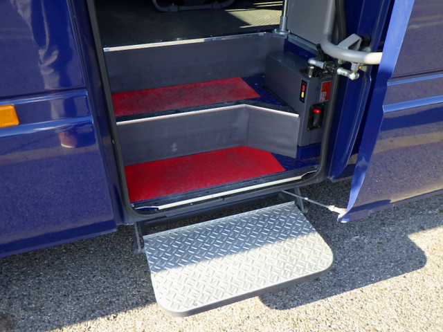 日産自動車 シビリアン 小型 バス ABG-DHW41(95738) 10枚目