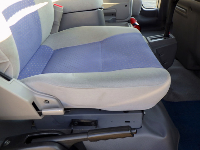 日産自動車 シビリアン 小型 バス ABG-DHW41(95738) 27枚目