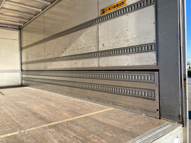 いすゞ フォワード 中型 アルミウィング TKG-FRR90T2(95740) 17枚目