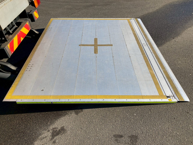 いすゞ フォワード 中型 アルミウィング TKG-FRR90T2(95740) 19枚目