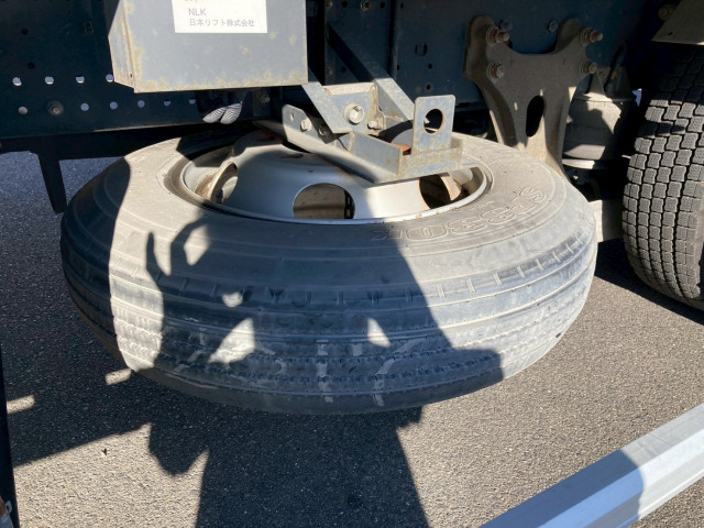 いすゞ フォワード 中型 アルミウィング TKG-FRR90T2(95740) 30枚目