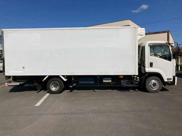 いすゞ フォワード 中型 冷凍冷蔵バン TKG-FRR90S2(95744) 7枚目