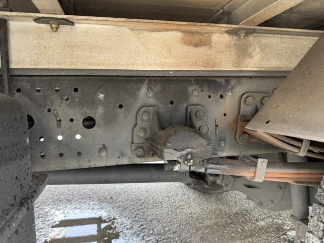 いすゞ フォワード 中型 冷凍冷蔵バン TKG-FRR90S2(95743) 27枚目