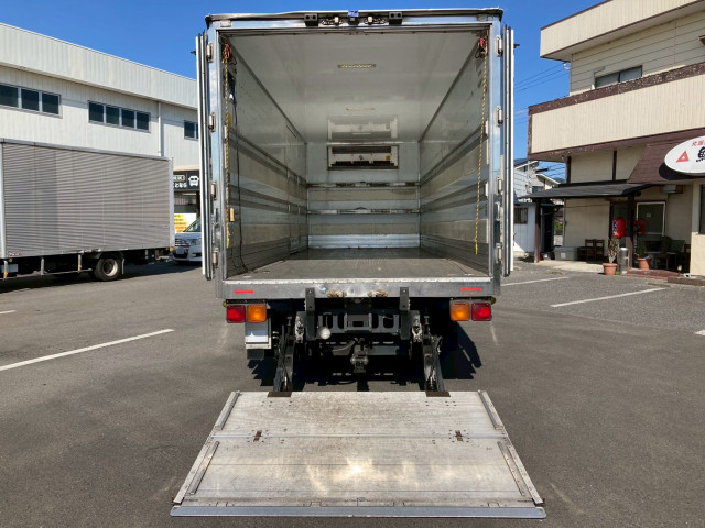 いすゞ フォワード 中型 冷凍冷蔵バン TKG-FRR90S2(95744) 13枚目