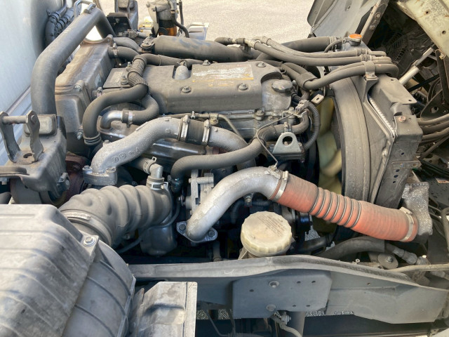 いすゞ フォワード 中型 冷凍冷蔵バン TKG-FRR90S2(95744) 31枚目