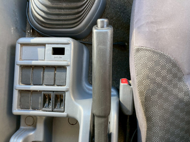 いすゞ フォワード 中型 冷凍冷蔵バン TKG-FRR90S2(95744) 41枚目