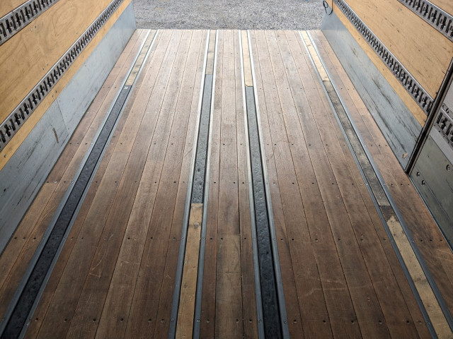 三菱ふそう キャンター 小型 アルミバン TKG-FEB50(95745) 21枚目