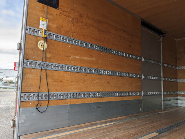 三菱ふそう キャンター 小型 アルミバン TKG-FEB50(95745) 23枚目