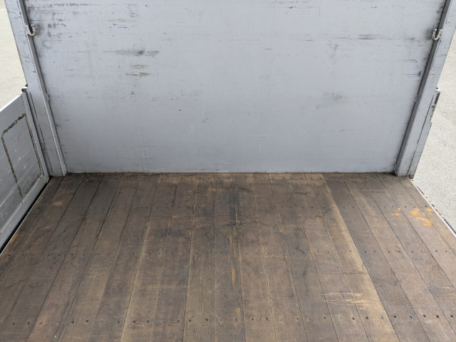 日野 プロフィア 大型 アルミウィング QPG-FN1AWDA(95749) 14枚目