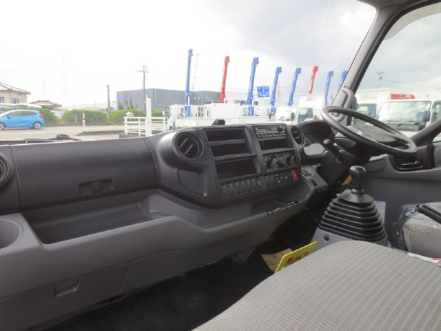 日野 デュトロ 小型 平ボディ TKG-XZU710M(95750) 13枚目