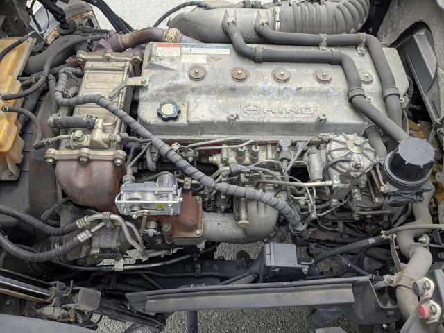 日野 プロフィア 大型 アルミウィング QPG-FN1AWDA(95749) 33枚目