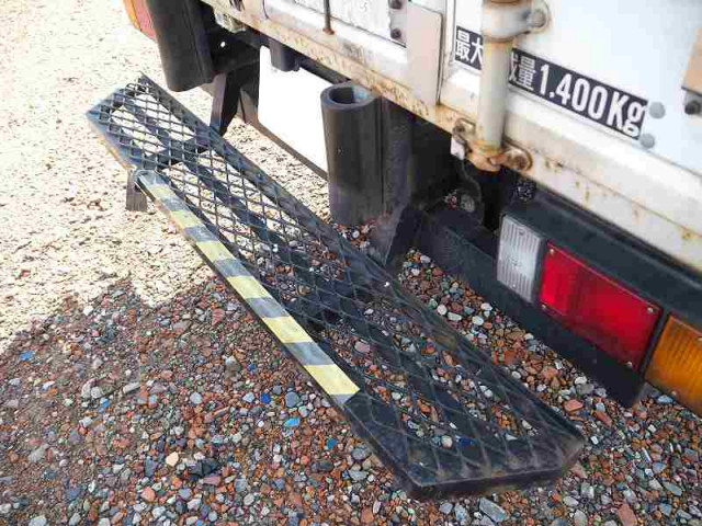 いすゞ エルフ 小型 アルミバン TKG-NHS85AN(95752) 18枚目