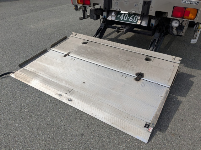 日野 レンジャー 増トン 冷凍冷蔵バン TKG-GD7JMAG(95753) 32枚目