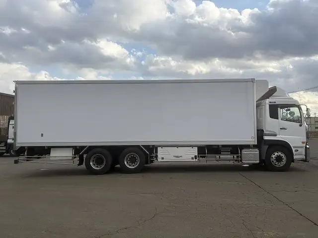 日産自動車 クオン 小型 - QKG-CD5ZA(95755) 4枚目