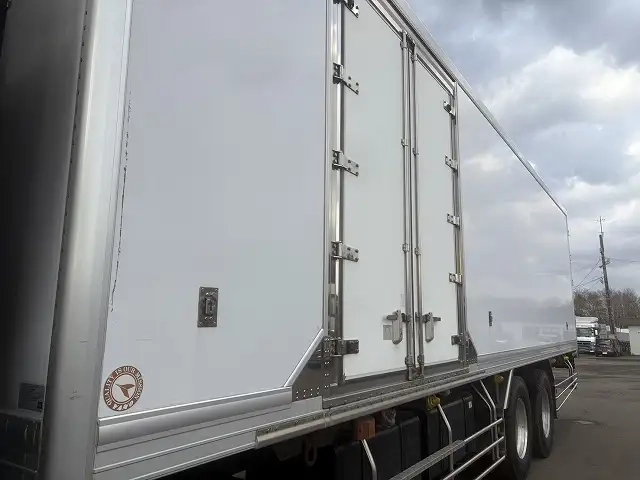 日産自動車 クオン 小型 - QKG-CD5ZA(95755) 9枚目