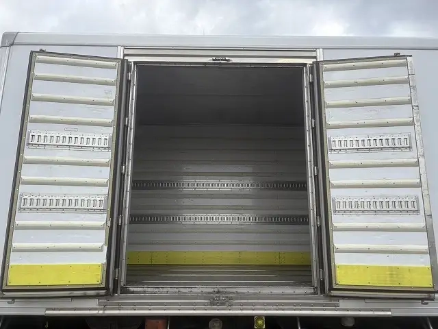 日産自動車 クオン 小型 - QKG-CD5ZA(95755) 31枚目