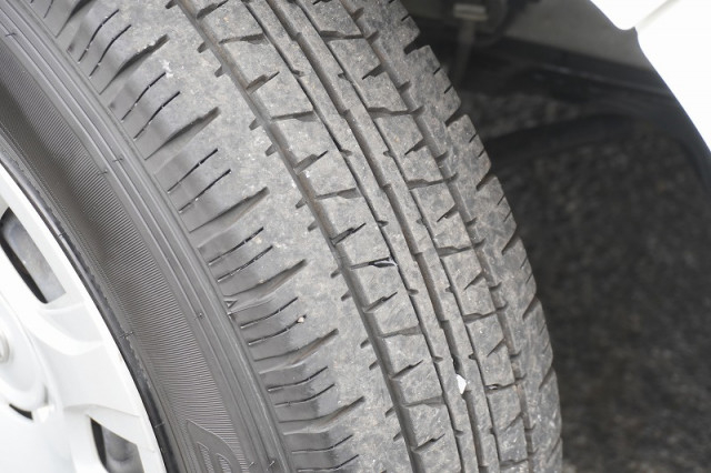 トヨタ ハイエース 小型 ライトバン CBF-TRH200V(95153) 10枚目