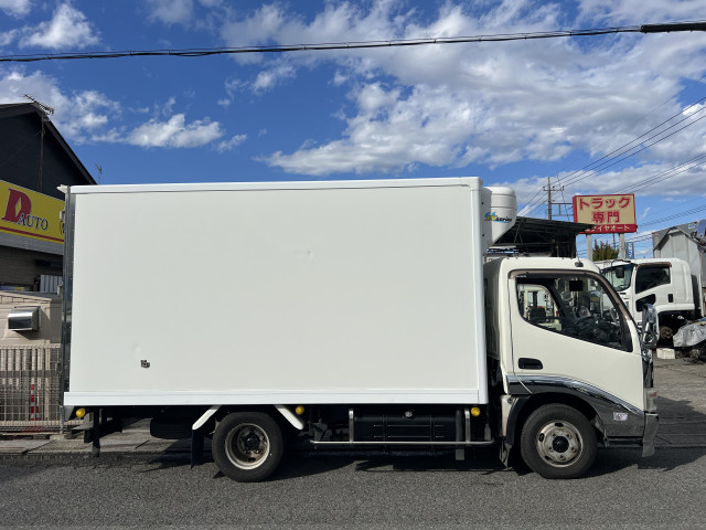 日野 デュトロ 小型 冷凍冷蔵バン TKG-XZC645M(95759) 4枚目